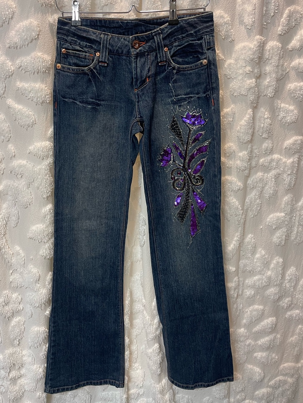 Vintage Bongo Low rise blue jeans with purple flower sequin embriodery